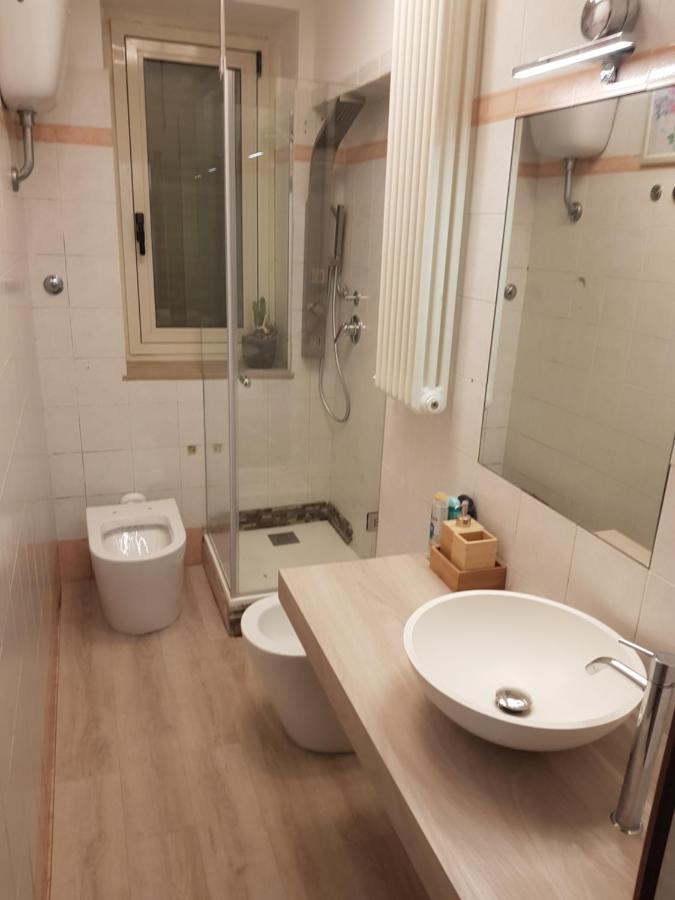 Massaro Apartments Via Bramante Pescara Bagian luar foto