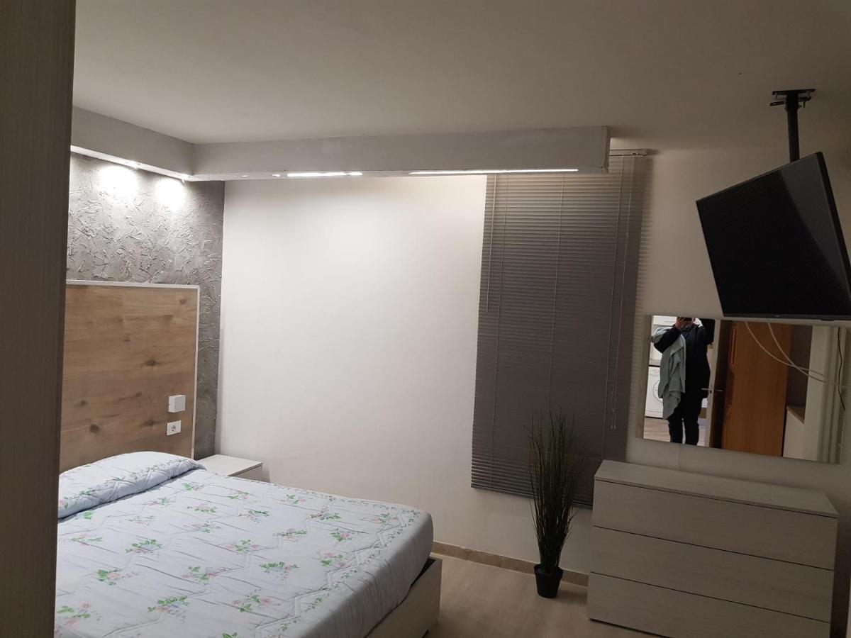Massaro Apartments Via Bramante Pescara Bagian luar foto