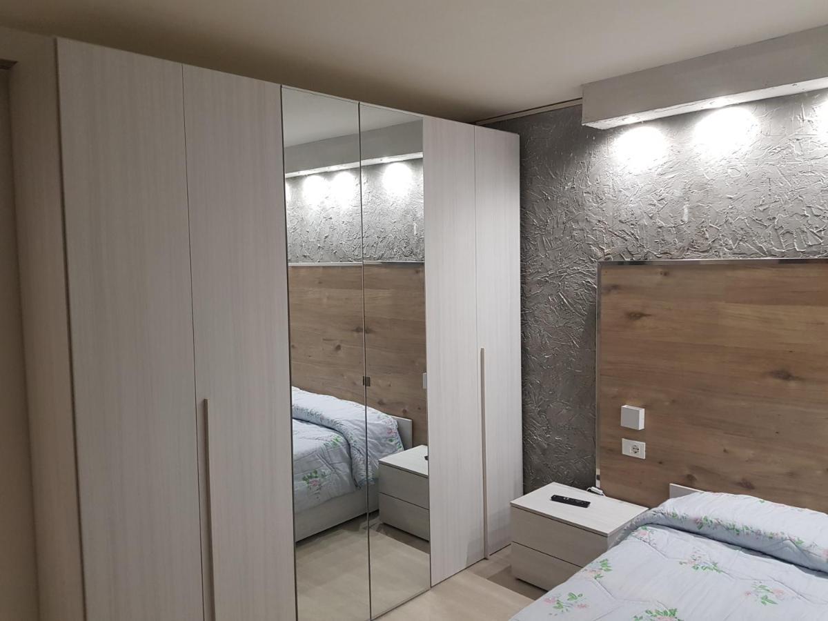 Massaro Apartments Via Bramante Pescara Bagian luar foto